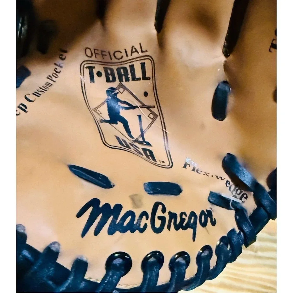 MacGregor T-Ball Baseball Glove 10